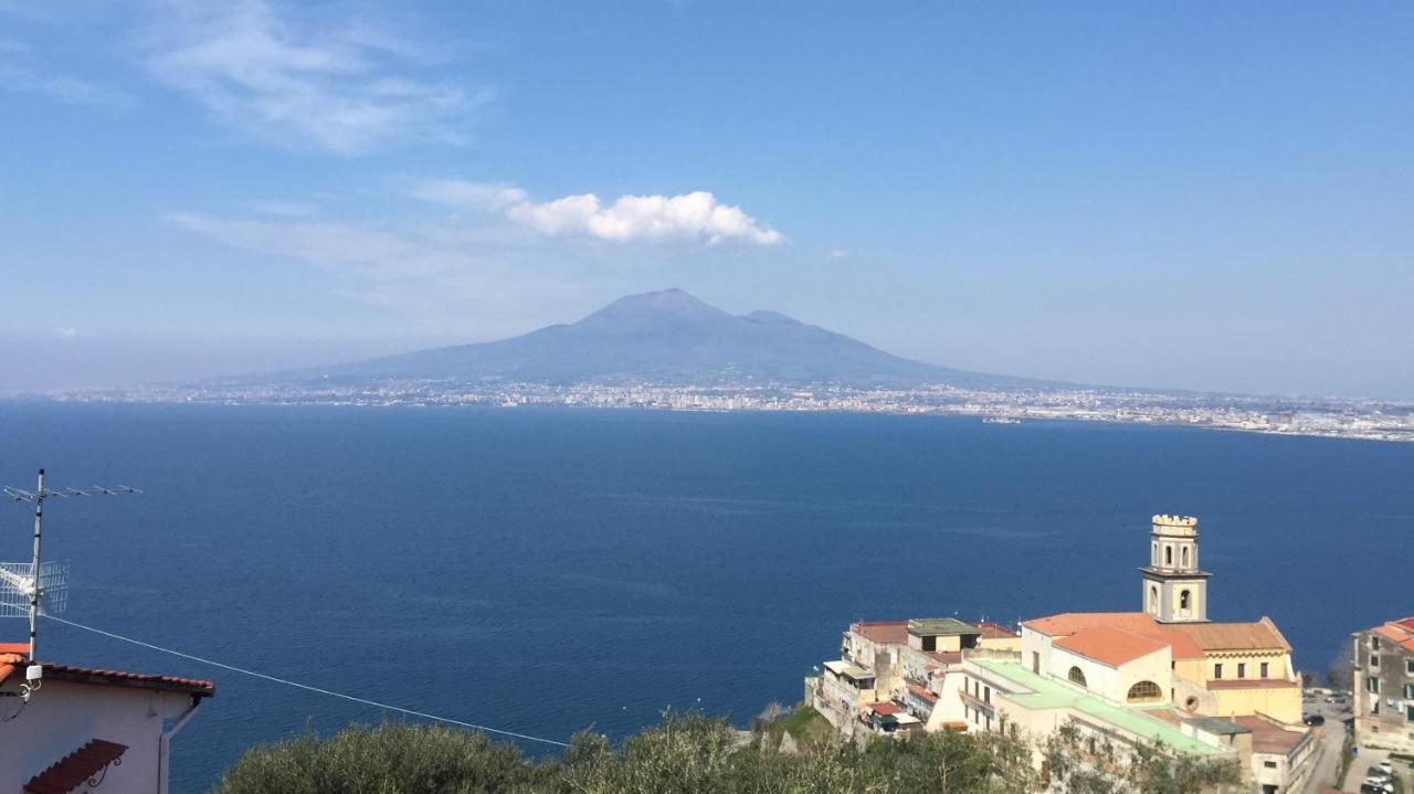 A Plane In The Sky Castellammare di Stabia Exterior foto